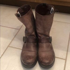 Frye Veronica shortie boots size 7.5